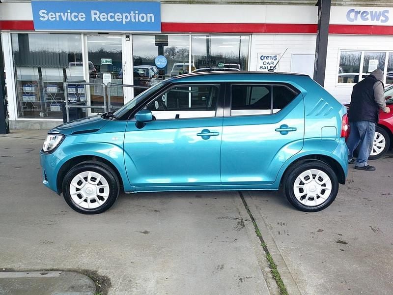 Usado Suzuki Ignis SZ3 90 HP (66 kW) 2019 Branco SUV