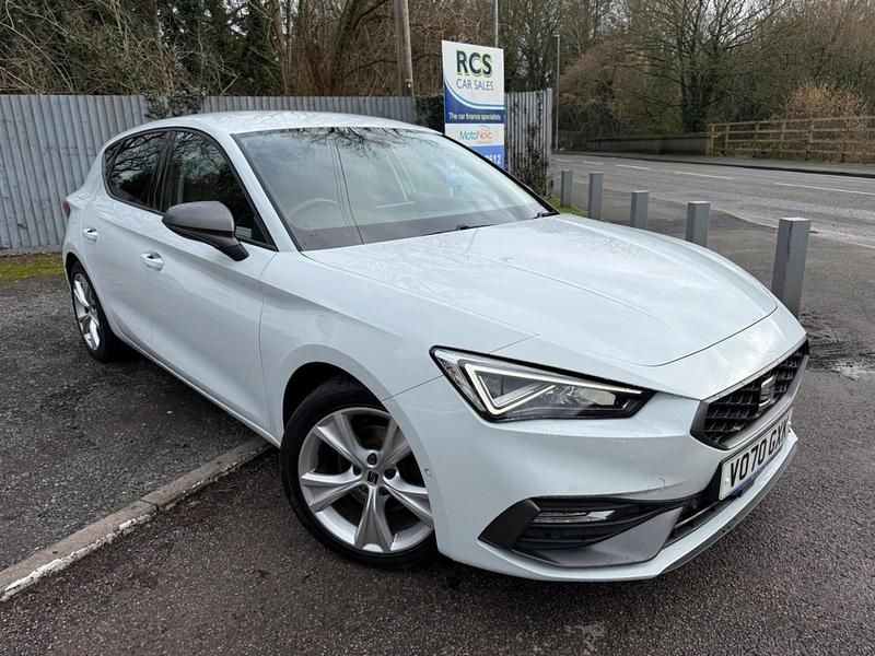 Used Seat Leon FR 130 HP (95 kW) 2020 White Hatchback