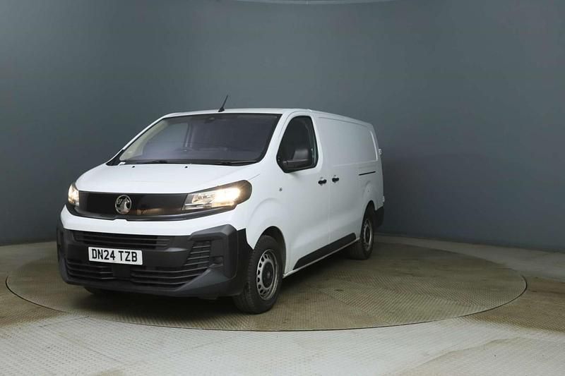 White Used 2024 Vauxhall Vivaro S Van | £15,999 (Good price) - Image 1/3