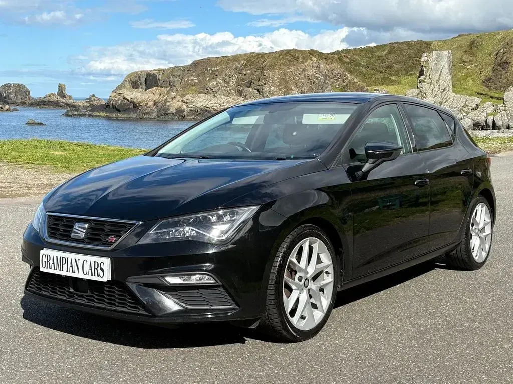 Used Seat Leon FR 150 HP (110 kW) 2017 Black Hatchback