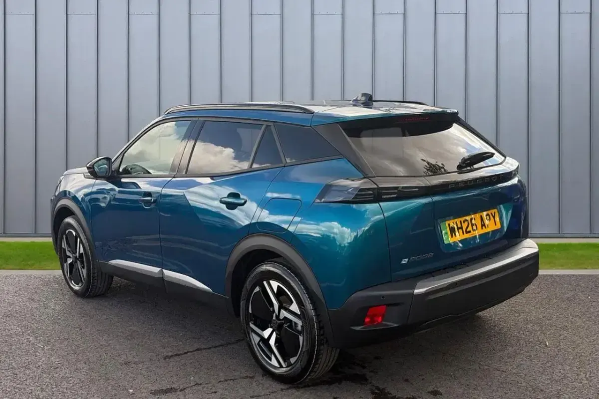 New Peugeot e-2008 Allure 113 kW (154 HP) 2026 Blue SUV