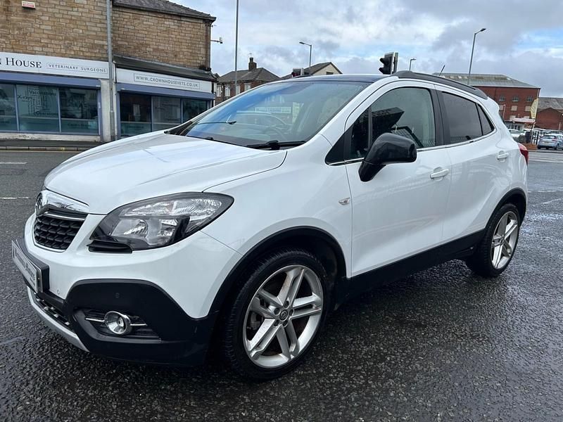 Używany Vauxhall Mokka Edition 140 KM (102 kW) 2015 Biały SUV
