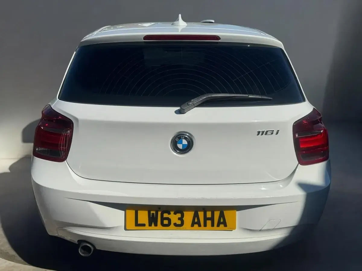Used BMW 116 Performance 136 HP (100 kW) 2013 White Hatchback