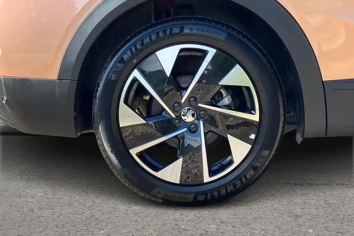 Used Vauxhall Grandland X Ultimate 134 HP (98 kW) 2025 Brown SUV