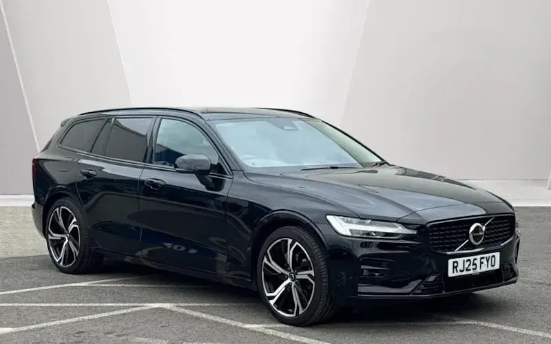 Used Volvo V60 Plus 197 HP (144 kW) 2025 Estate