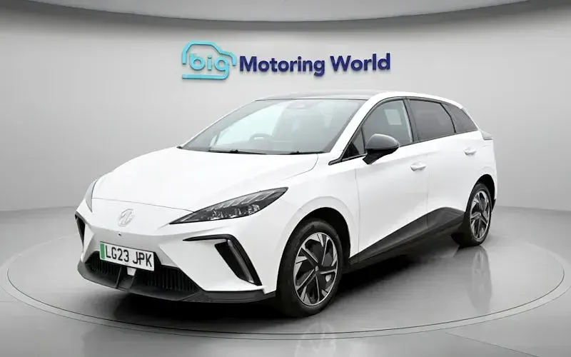 Usado MG MG4 EV Trophy 150 kW (204 HP) 2025 Citadino