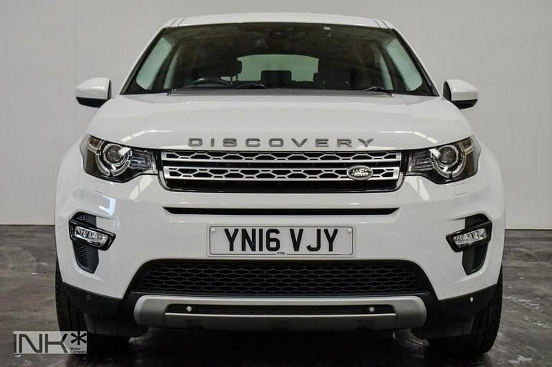 Used Land Rover Discovery Sport HSE 150 HP (110 kW) 2016 White SUV