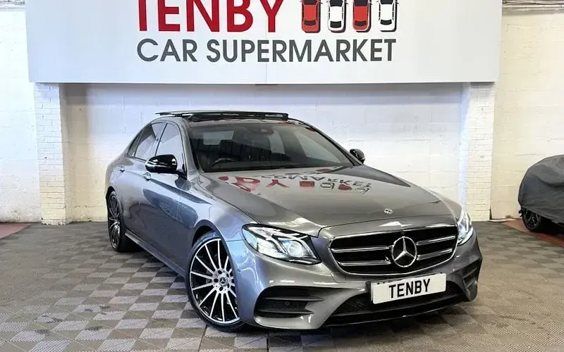 Used Mercedes E300 AMG line 245 HP (180 kW) 2020 Sedan