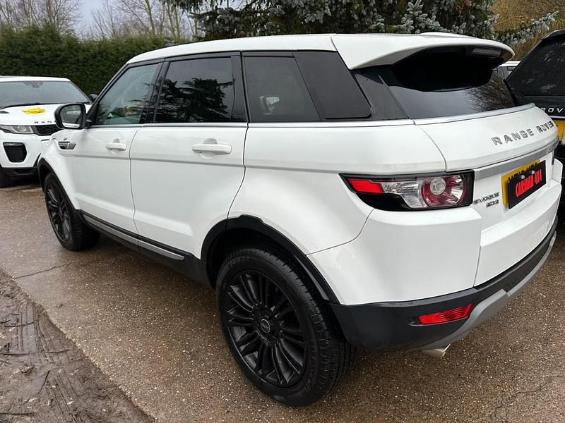 Used Land Rover Range Rover evoque Prestige 2012 White Estate