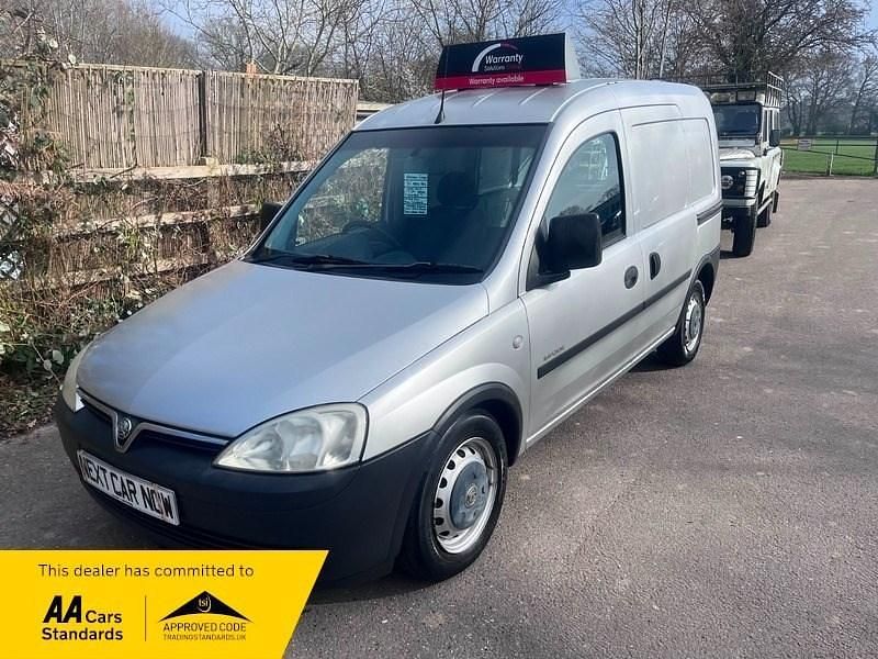 Used Vauxhall Combo 2005 Silver MPV