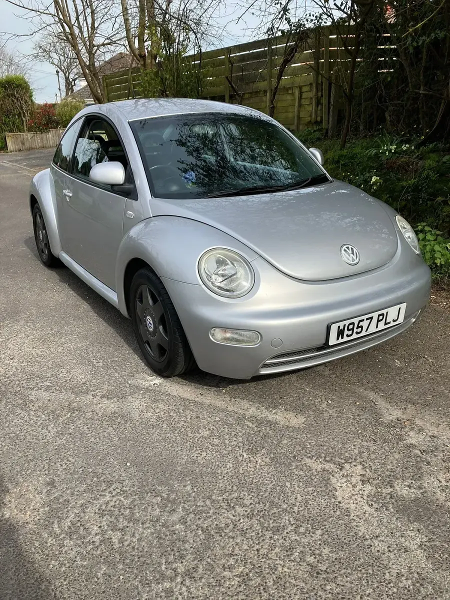Used VW Beetle 2000 Silver Hatchback