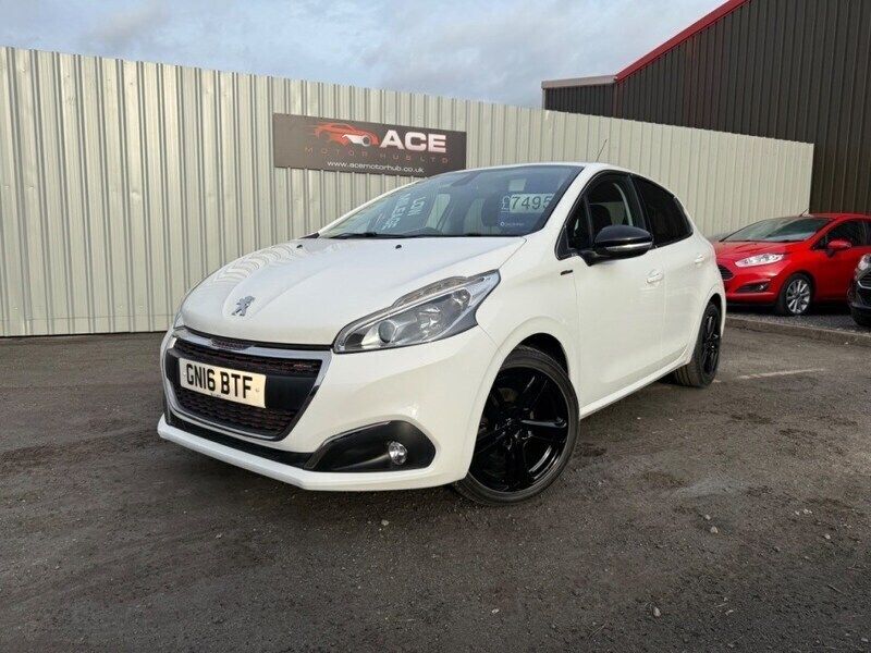 White Used 2016 Peugeot 208 GT-line Hatchback | £6,995 (Fair price) - Image 1/4