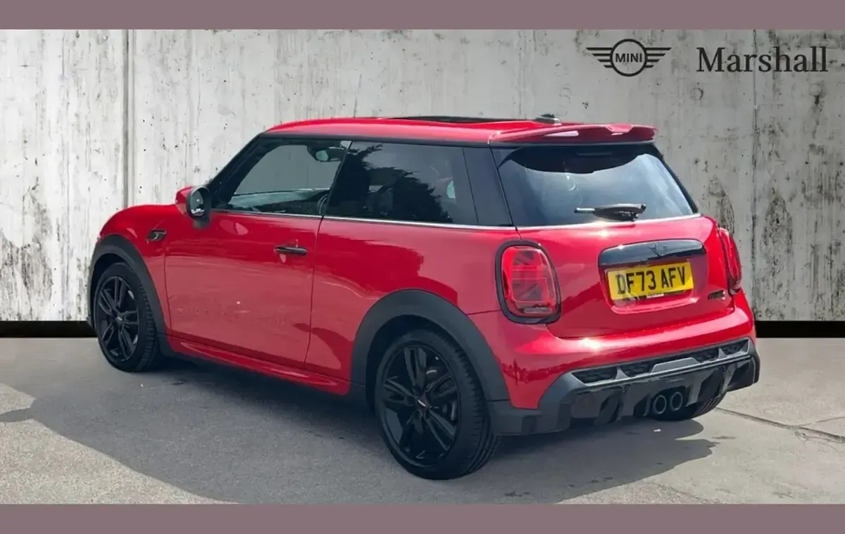 Used Mini Cooper S Premium Plus 178 HP (130 kW) 2023 Chili red Hatchback
