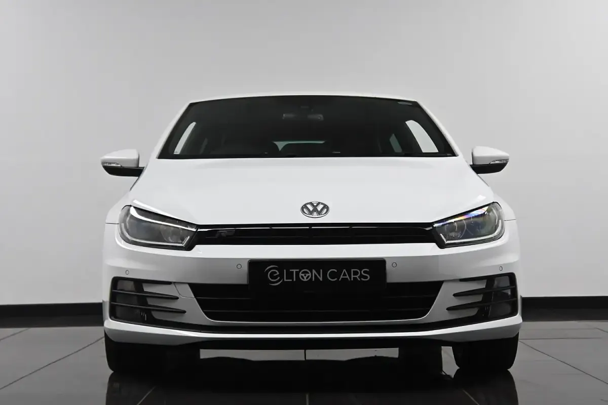 Used VW Scirocco R-line 184 HP (135 kW) 2015 White Coupe