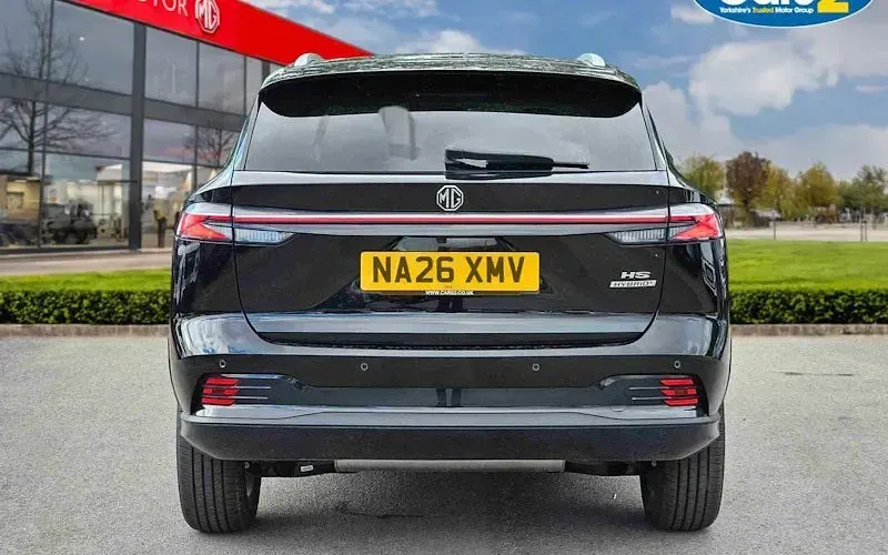New MG HS SE 224 HP (164 kW) 2026 Black SUV