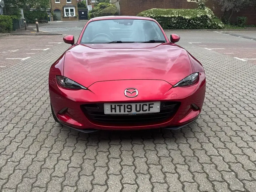 Begagnad Mazda MX5 Inclusive 181 HK (133 kW) 2019 Röd Cab