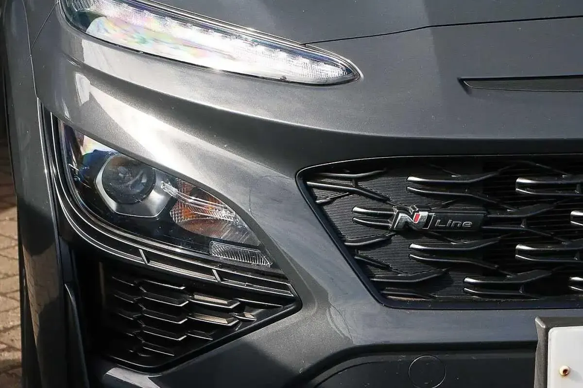 Second-hand Hyundai Kona N Line 120 CP (88 kW) 2023 Gri SUV