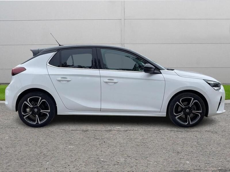 White Used 2021 Vauxhall Corsa Edition Hatchback | £15,990 (Fair price) - Image 1/3