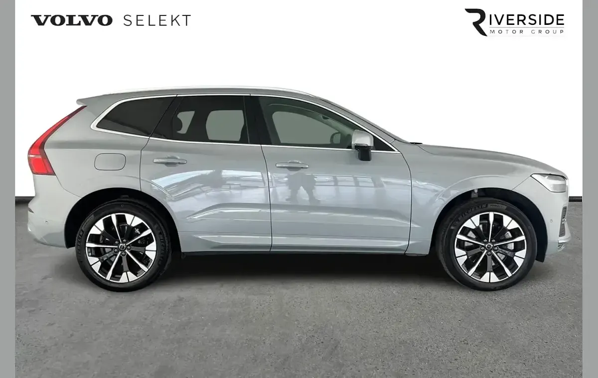 Used Volvo XC60 Ultra 250 HP (183 kW) 2025 Vapour grey SUV
