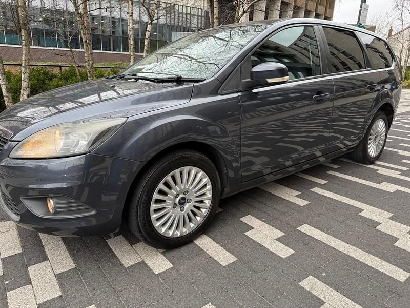 Used Ford Focus Titanium 116 HP (85 kW) 2008 Grey Estate