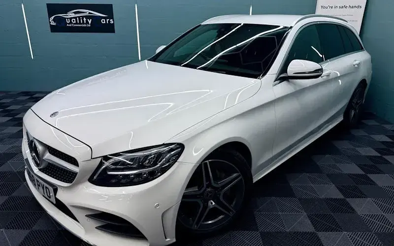 Used Mercedes C200 AMG line 184 HP (135 kW) 2019 Estate