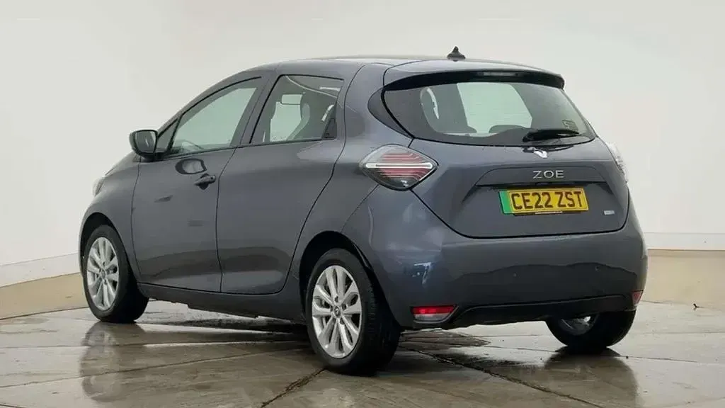 Used Renault Zoe Iconic 100 kW (136 HP) 2022 Hatchback