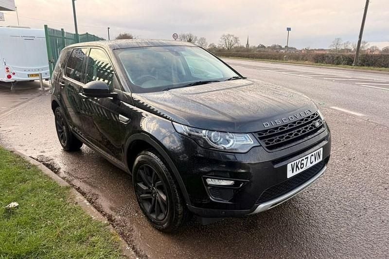 Used Land Rover Discovery Sport HSE 180 HP (132 kW) 2017 Black SUV