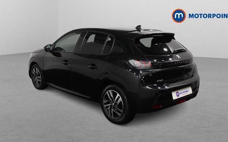 Used Peugeot 208 Allure Premium 102 HP (75 kW) 2021 Black Hatchback