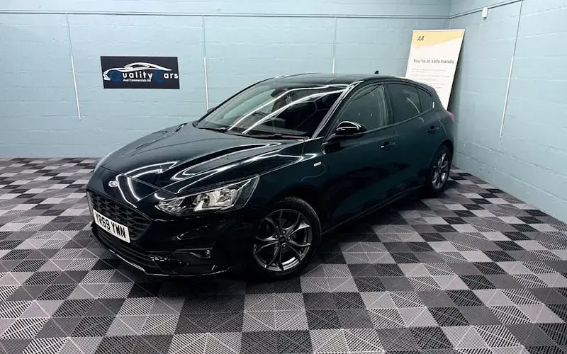 Used Ford Focus ST-Line 125 HP (91 kW) 2020 Hatchback