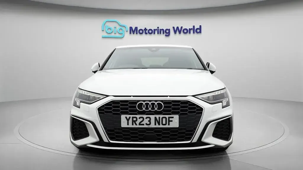 Used Audi A3 Sportback S-Line 150 HP (110 kW) 2023 White Hatchback