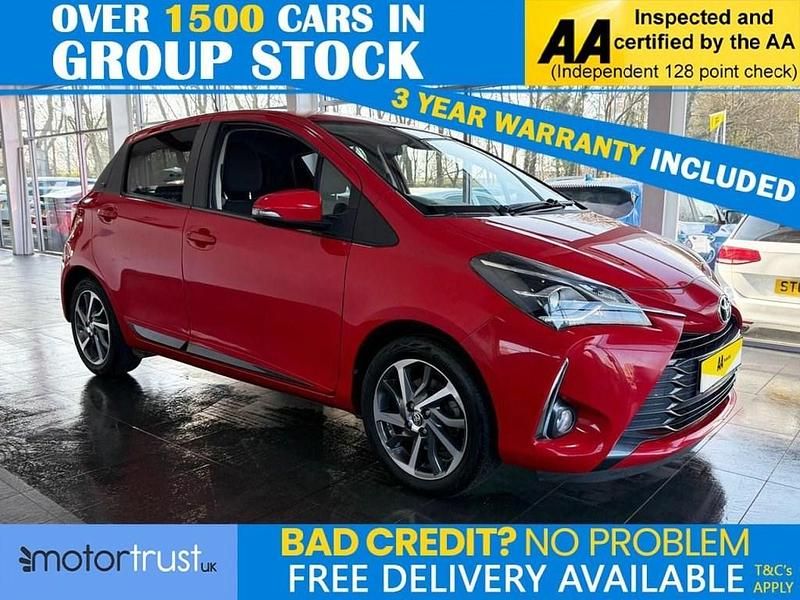 Used Toyota Yaris 111 HP (81 kW) 2020 Red Hatchback