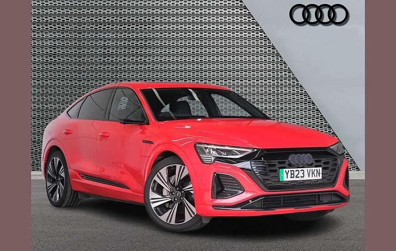 Used Audi Q8 e-tron Comfort 300 kW (408 HP) 2023 Red SUV
