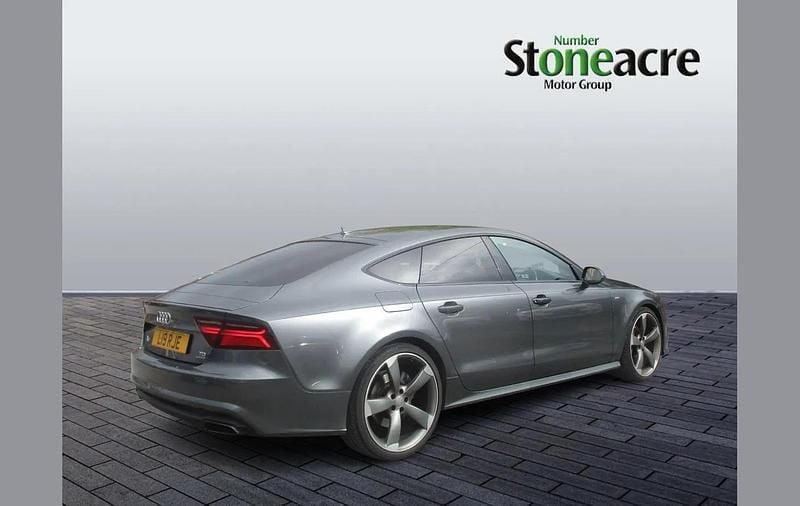 Used Audi A7 Black Edition 214 HP (157 kW) 2016 Grey Hatchback