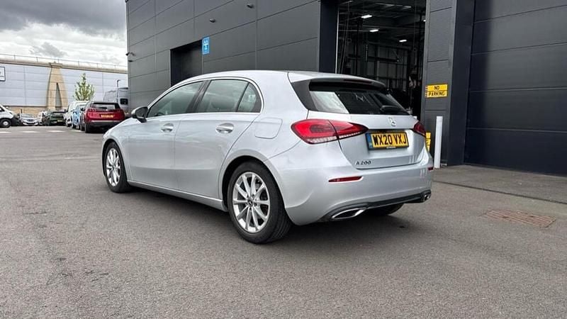 Begagnad Mercedes A200 161 HK (118 kW) 2020 Grå Halvkombi