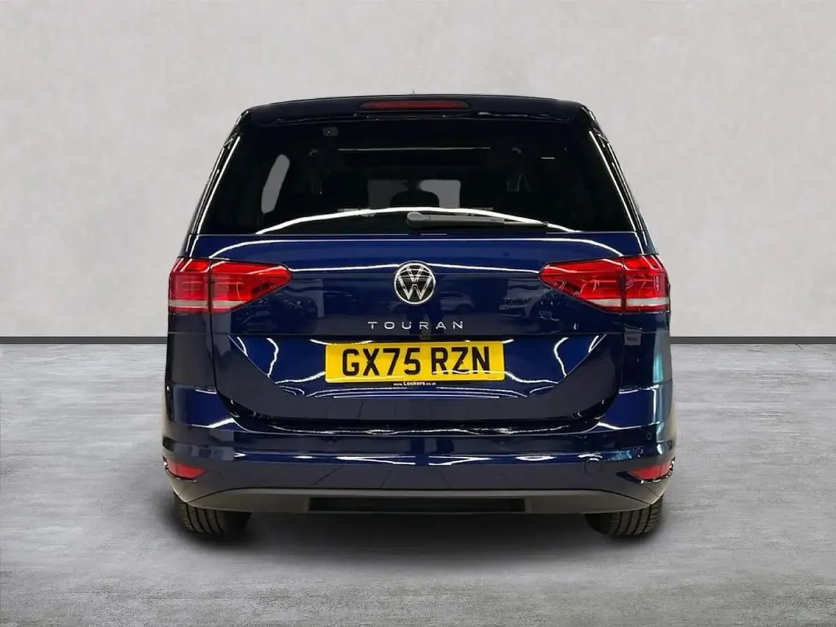 New VW Touran Match 150 HP (110 kW) 2025 Blue MPV