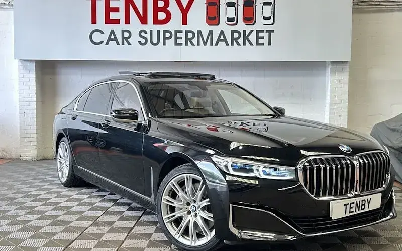 Used BMW 745e Comfort Edition 394 HP (289 kW) 2021 Sedan