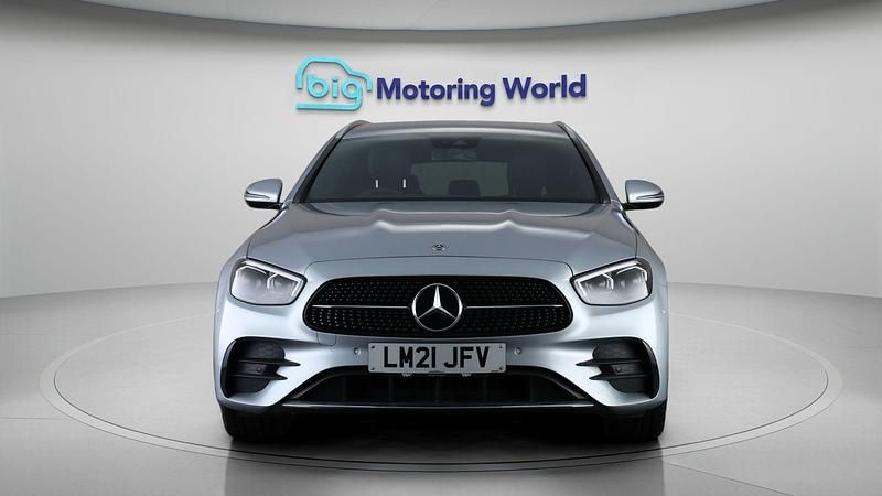 Used Mercedes E300 AMG line 302 HP (222 kW) 2021 Silver Estate