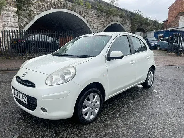 Used Nissan Micra Acenta 78 HP (57 kW) 2013 White Hatchback