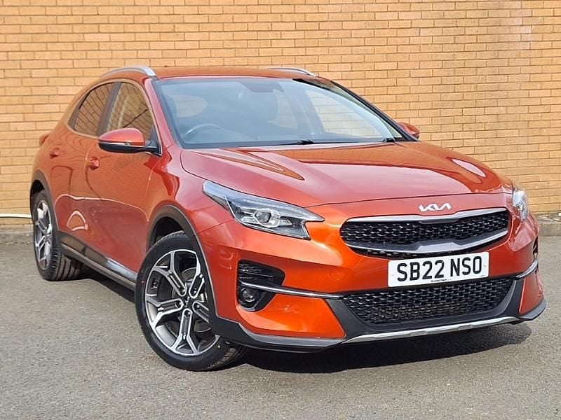 Used Kia XCeed 118 HP (86 kW) 2022 Orange SUV