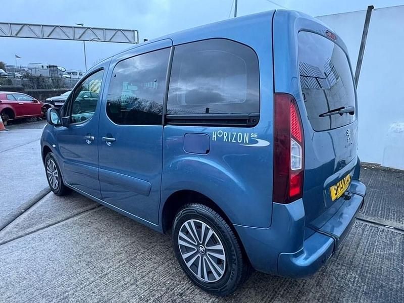 Used Peugeot Partner Tepee S 92 HP (67 kW) 2013 Blue MPV