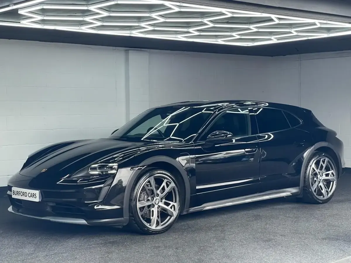 Used Porsche Taycan 350 kW (476 HP) 2023 Black Sedan