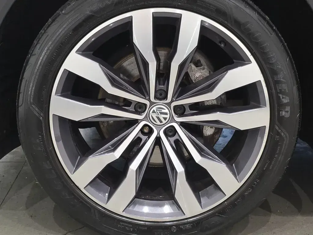 Used VW Touareg R-line 2019 Black SUV