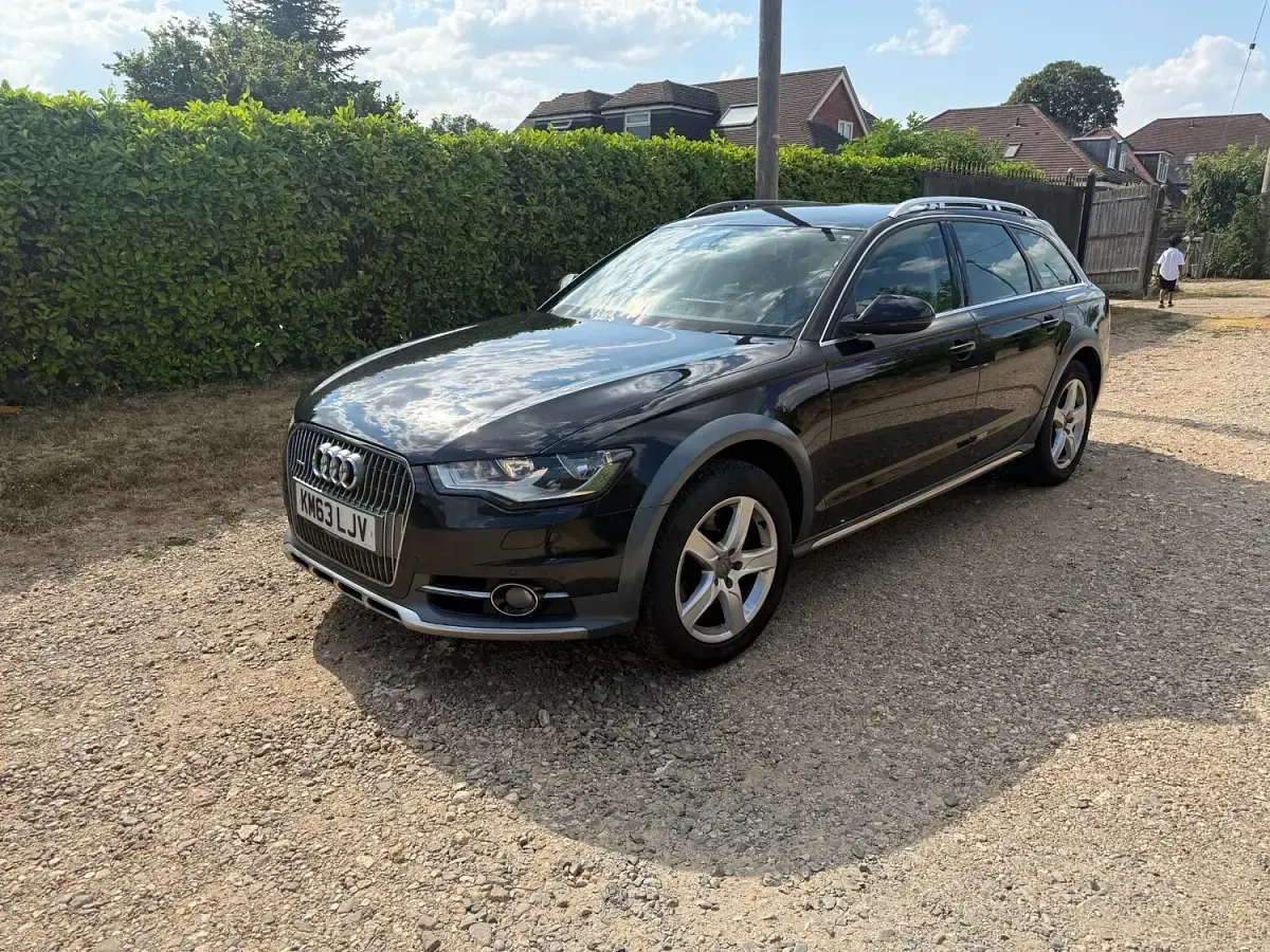 Used Audi A6 Allroad 245 HP (180 kW) 2014 Black Estate