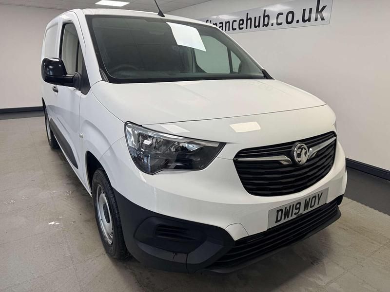 Used Vauxhall Combo Edition 75 HP (55 kW) 2019 White MPV