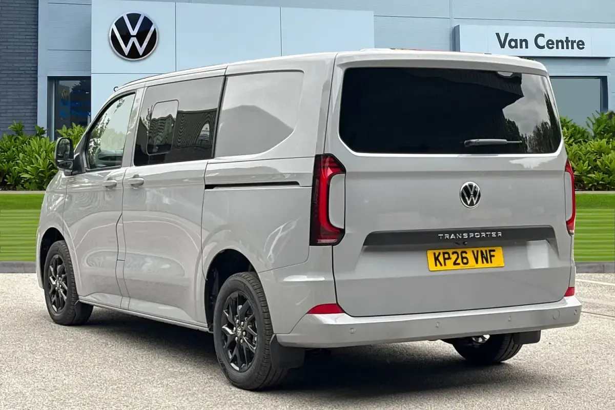 Novo VW Transporter Pro 170 HP (125 kW) 2026 Cinzento Van