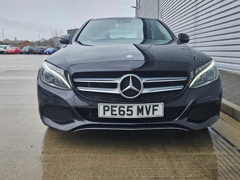 Used Mercedes C220 170 HP (125 kW) 2015 Black Sedan