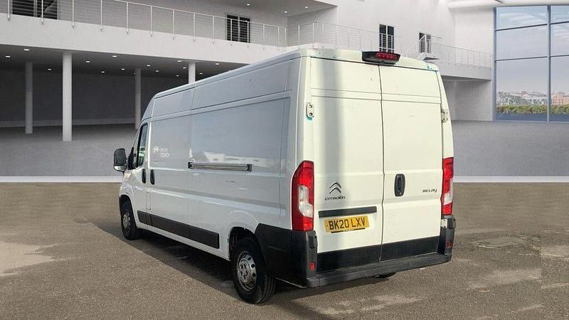 Used Citroën Relay 140 HP (102 kW) 2020 White Van