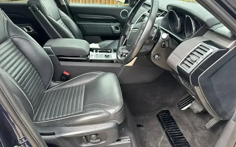 Used Land Rover Discovery HSE 241 HP (177 kW) 2017 Blue SUV