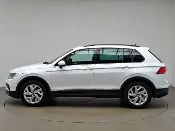 Begagnad VW Tiguan Life 150 HK (110 kW) 2021 Vit SUV
