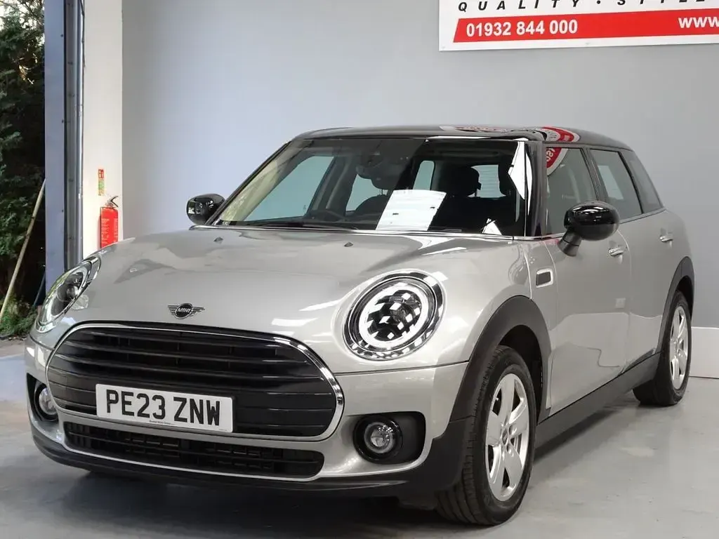 Used Mini Cooper Clubman Classic 136 HP (100 kW) 2023 Silver Estate
